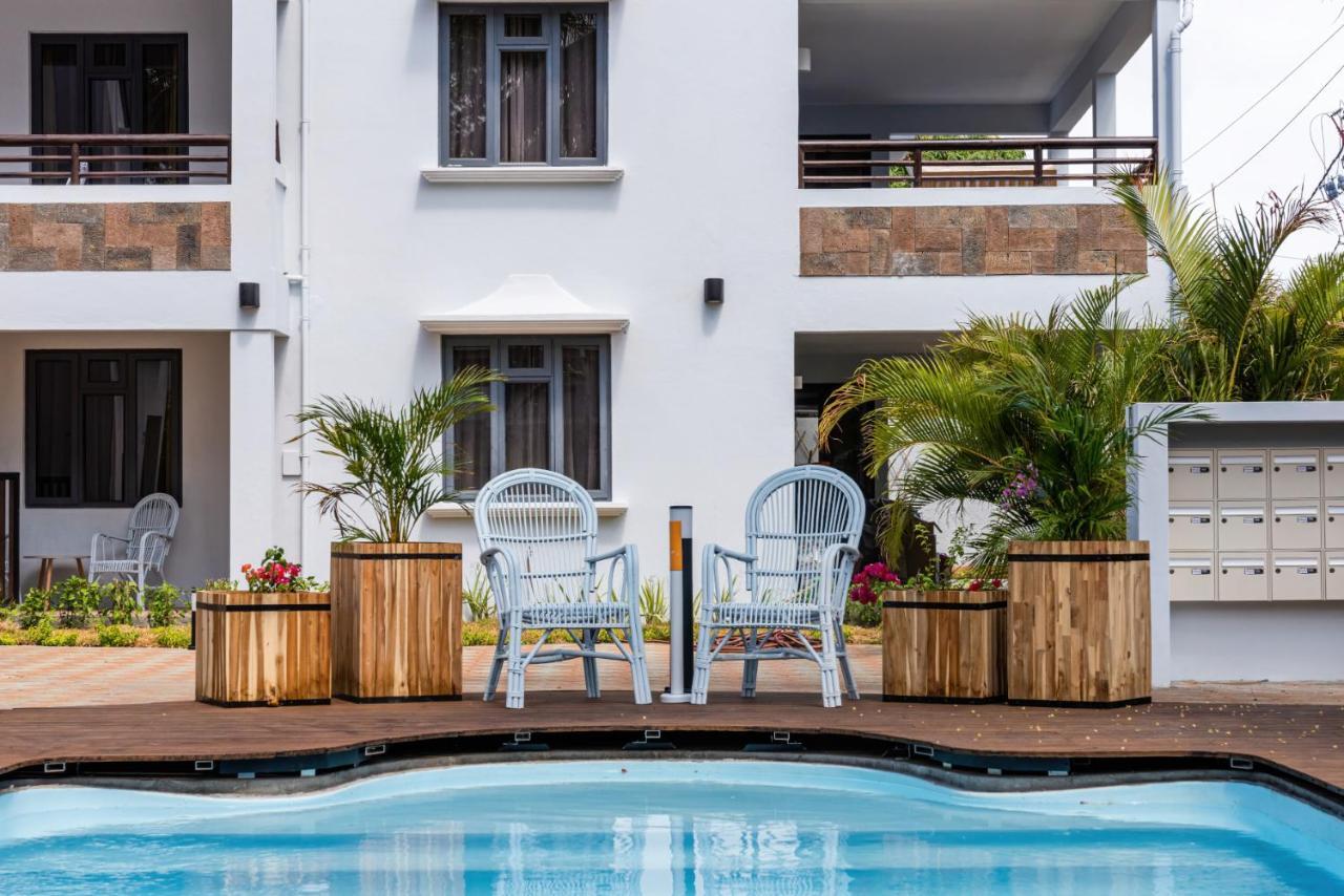 Les Cerisiers Beach Residence, Cosy And Modern 3 Bedroom Apartment Located 50 Metres From The Beach And From All Amenities And Restaurants On The Coastal Road Flic-en-Flacq Exteriér fotografie